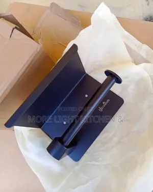 Executive Black Tissue Holder