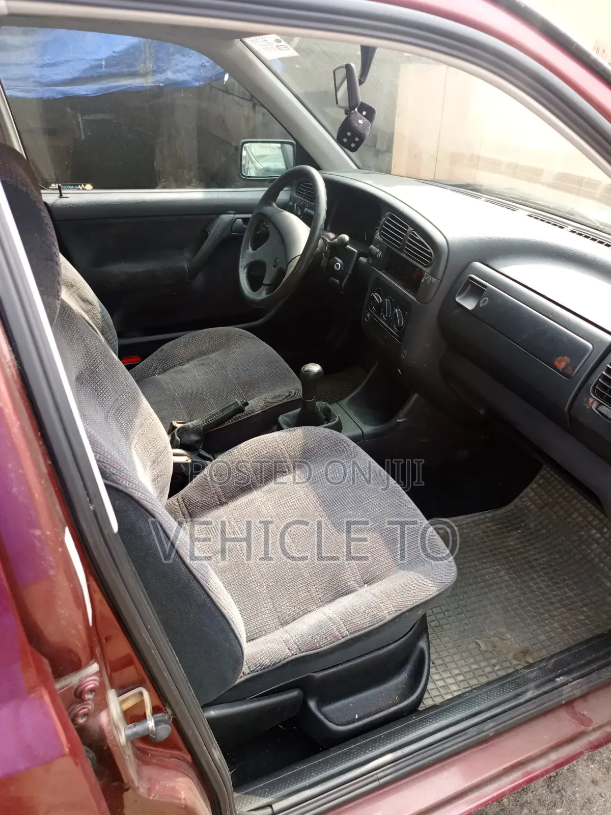 Volkswagen Vento 2000 Brown