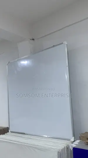White Board 4x4ft (120x120cm)
