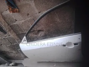 Toyota Camry 2012 Mondle . Door Front Left Side