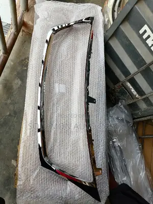 Front Grill Chrome Gs350 2010
