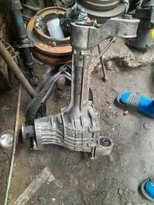 Front Axul for Nissan Pathfinder 2005