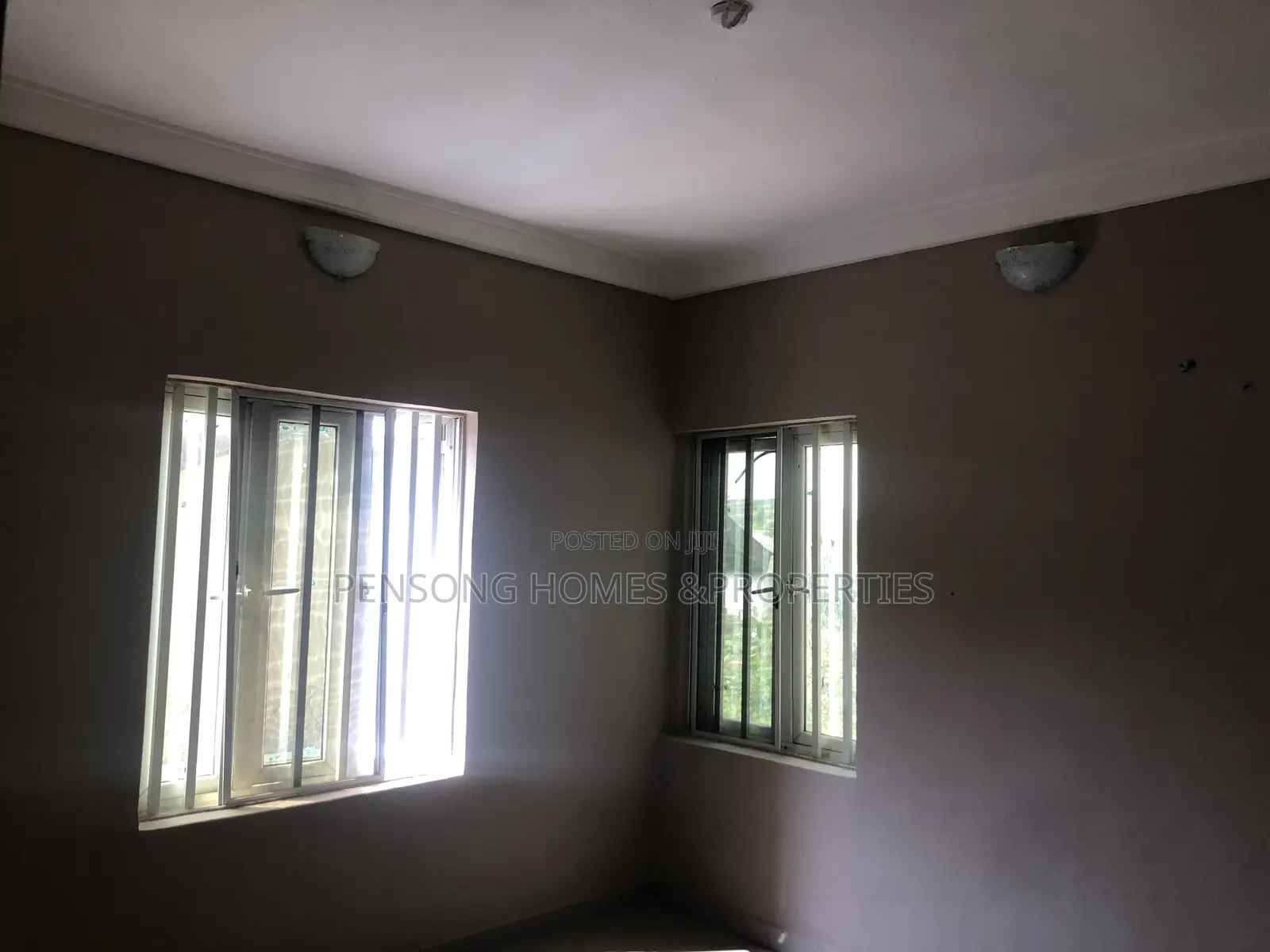 3bdrm Apartment in Peaceland Estate, Obafemi-Owode for rent