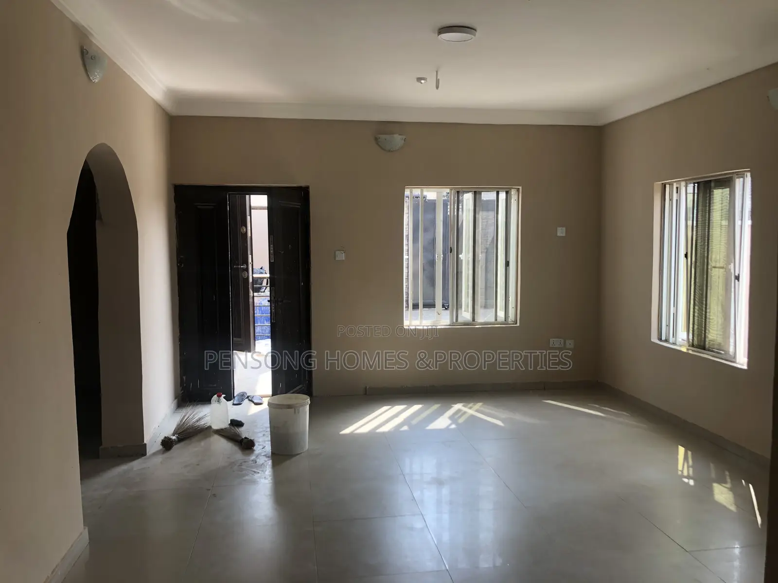 3bdrm Apartment in Peaceland Estate, Obafemi-Owode for rent