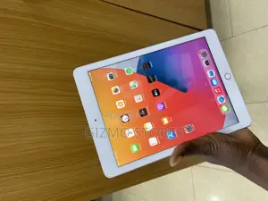 Apple iPad 9.7 32 GB Silver