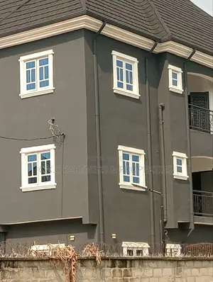 A Luxury Exclusive 2 Bedroom Flats 4rent in Rumuodumaya