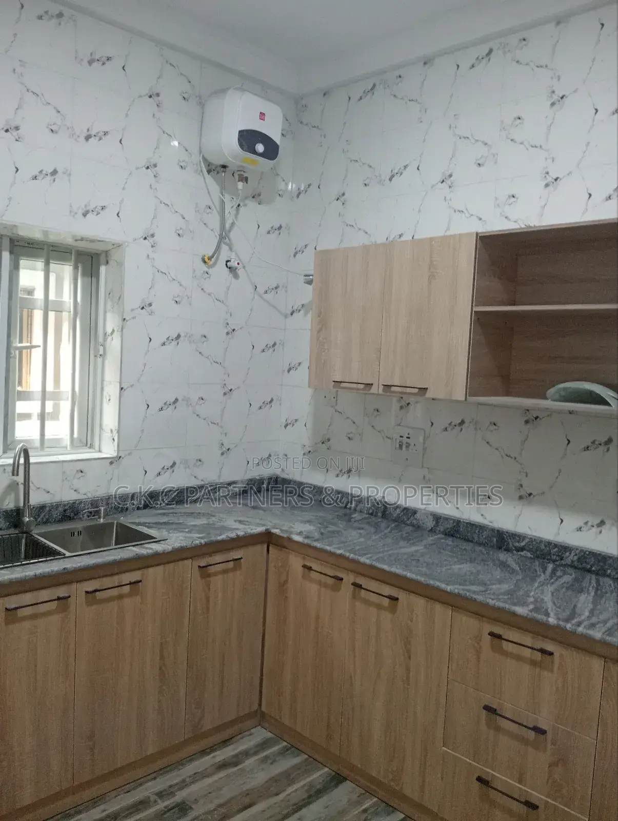 A Luxury Exclusive 2 Bedroom Flats 4rent in Rumuodumaya