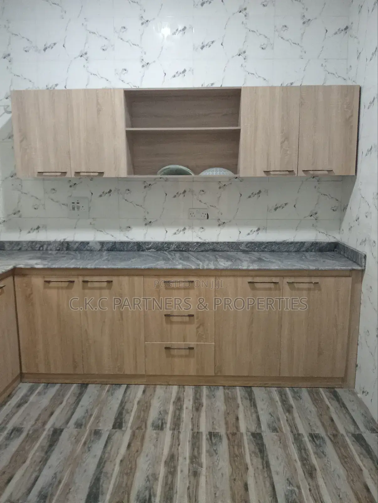 A Luxury Exclusive 2 Bedroom Flats 4rent in Rumuodumaya