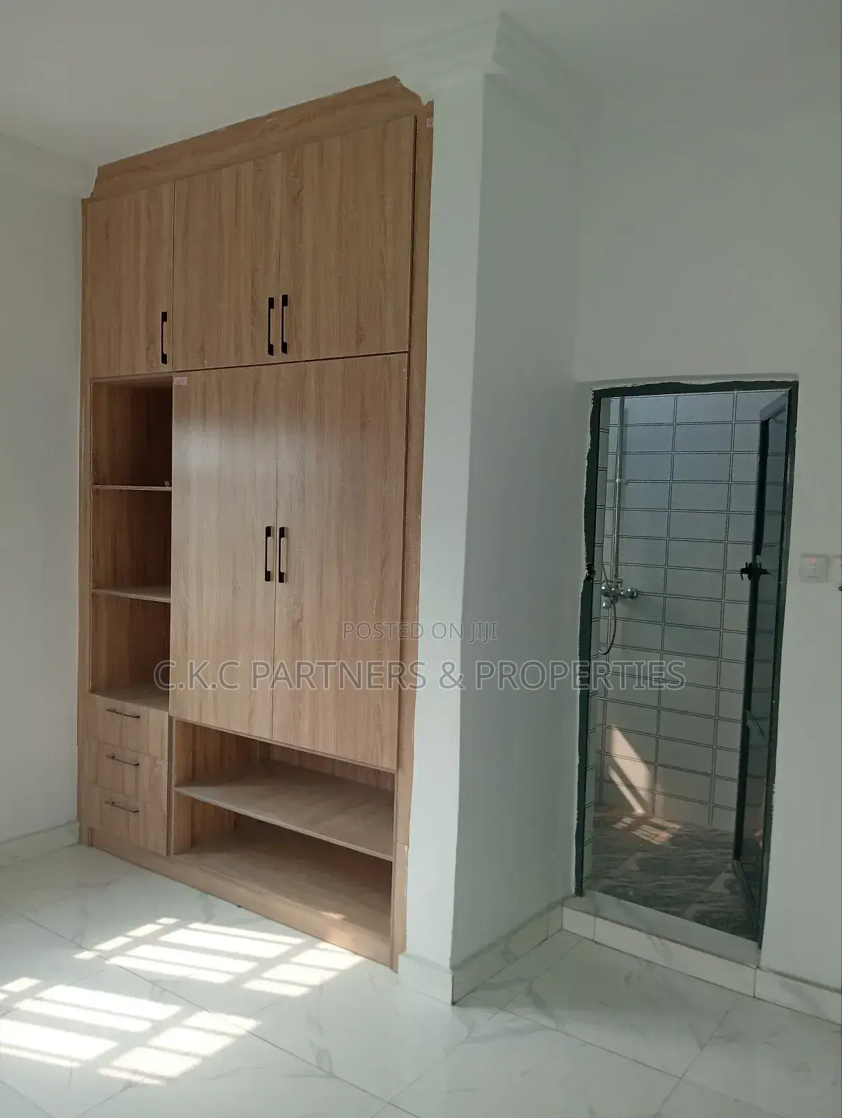 A Luxury Exclusive 2 Bedroom Flats 4rent in Rumuodumaya