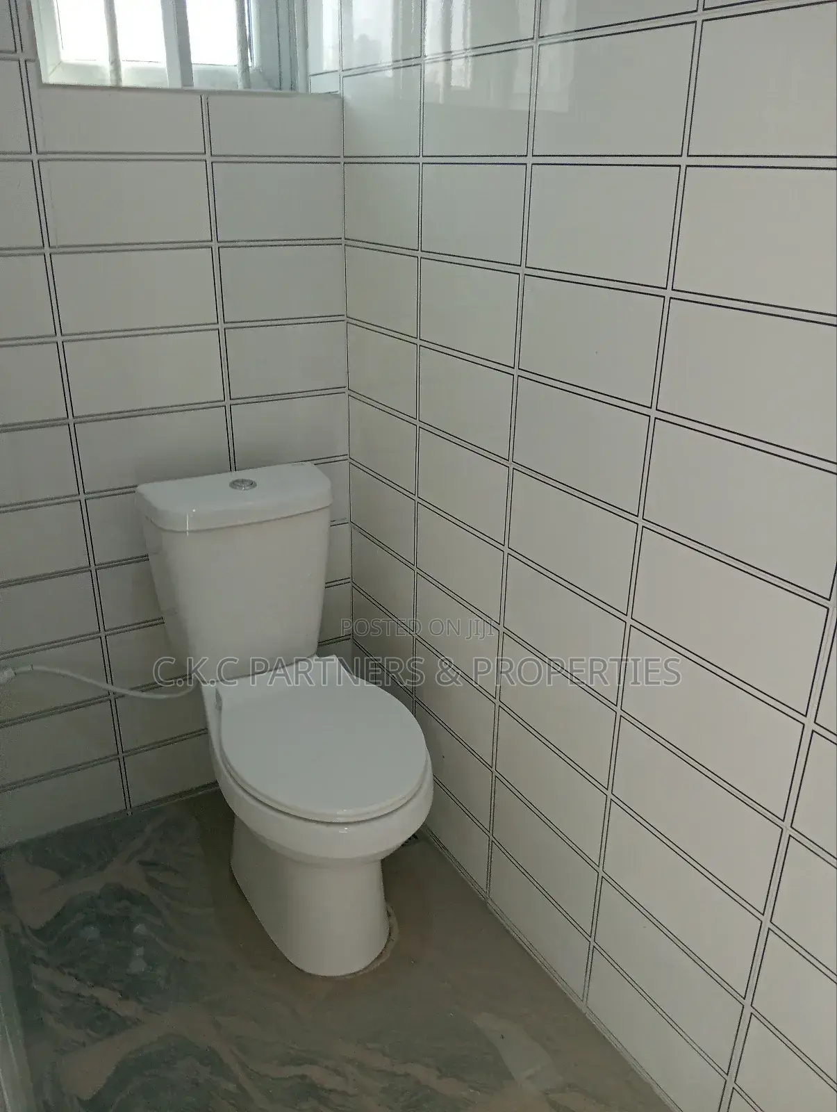 A Luxury Exclusive 2 Bedroom Flats 4rent in Rumuodumaya