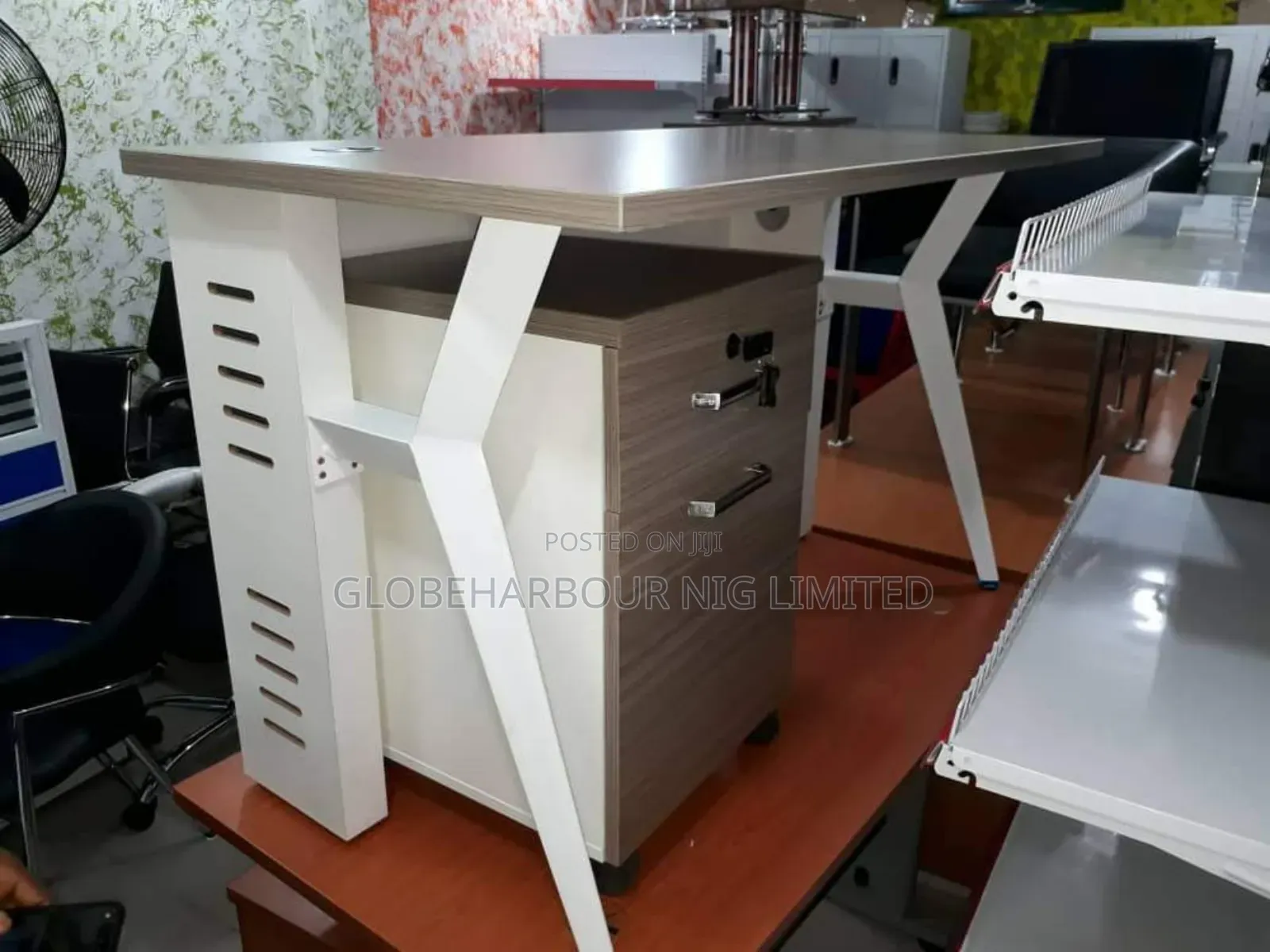 1.4merter Executive Office and Study Table
