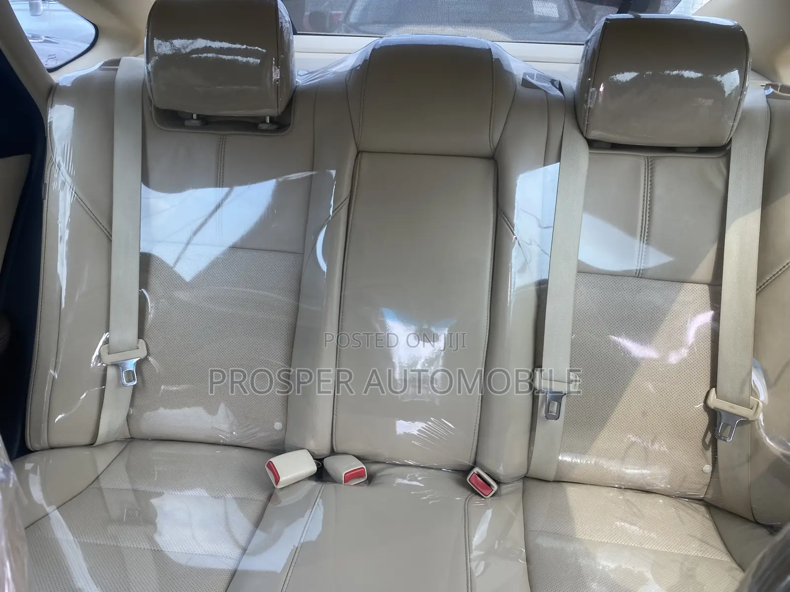 Toyota Avalon 2013 Red