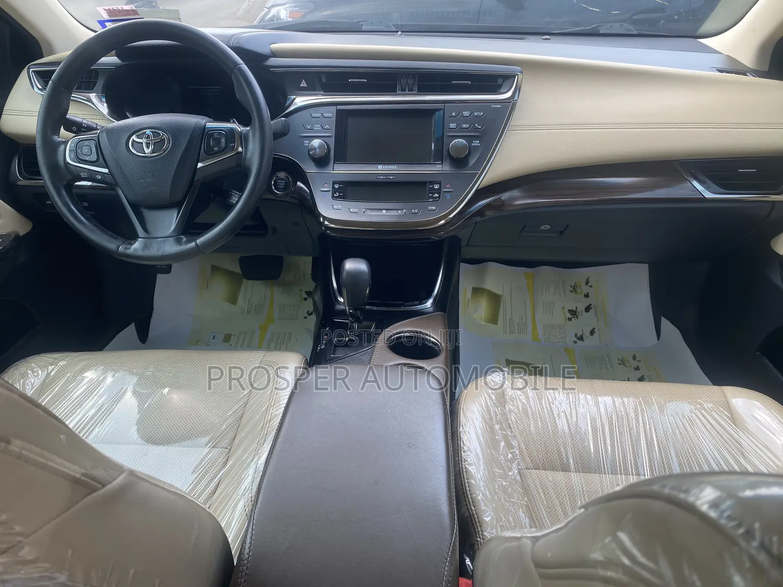 Toyota Avalon 2013 Red