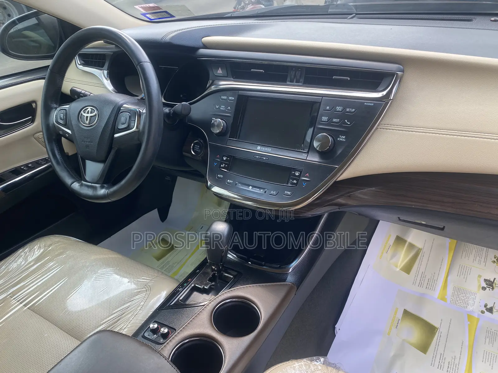Toyota Avalon 2013 Red