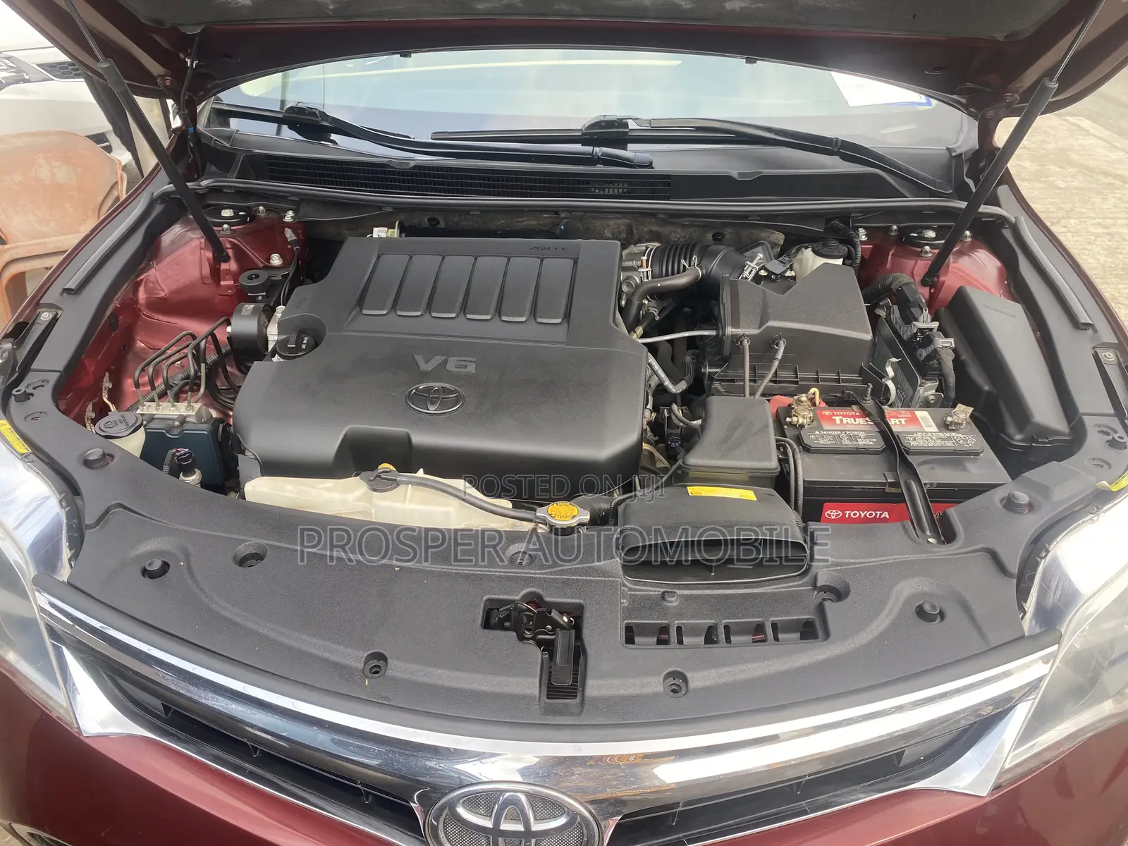 Toyota Avalon 2013 Red