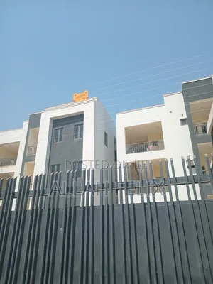 3bdrm Block of Flats in Katampe (Main) for sale