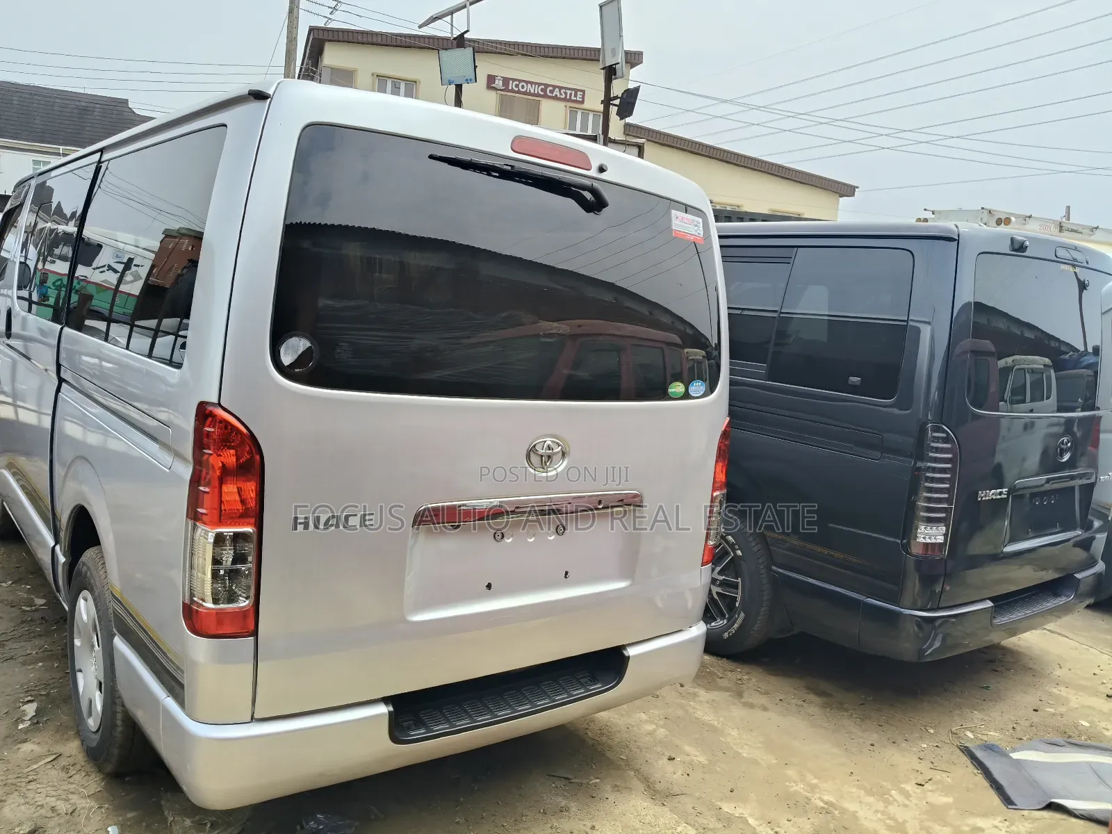 Toyota HiAce 2012 Silver