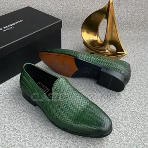 Top Quality Unique GREEN SHOE Available