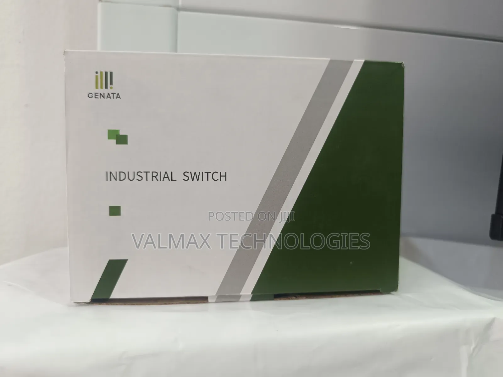 Genata Industrial 8 Port Poe Gigabit Switch