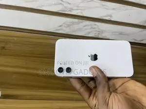 Apple iPhone 11 128 GB White