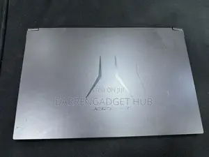 Laptop Medion Erazer X6805 16GB Intel Core I5 SSD 512GB