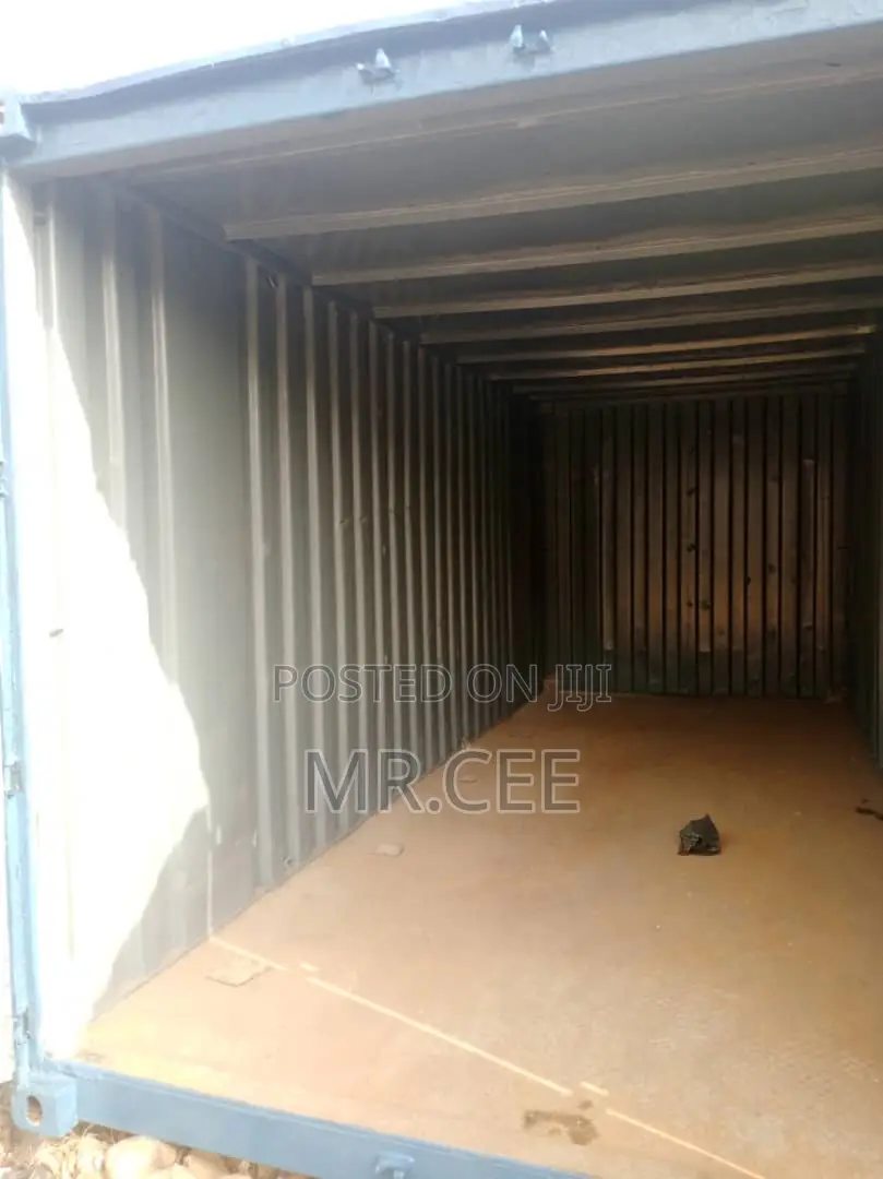 20 Ft Shipping Containers
