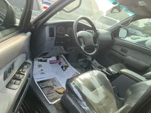 Toyota 4-Runner 2000 Black