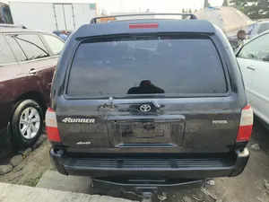 Toyota 4-Runner 2000 Black