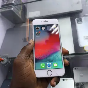 Apple iPhone 6 16 GB White