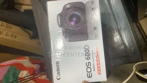 Canon EOS 600D Digital Camera EF-S 18-55 IS ||