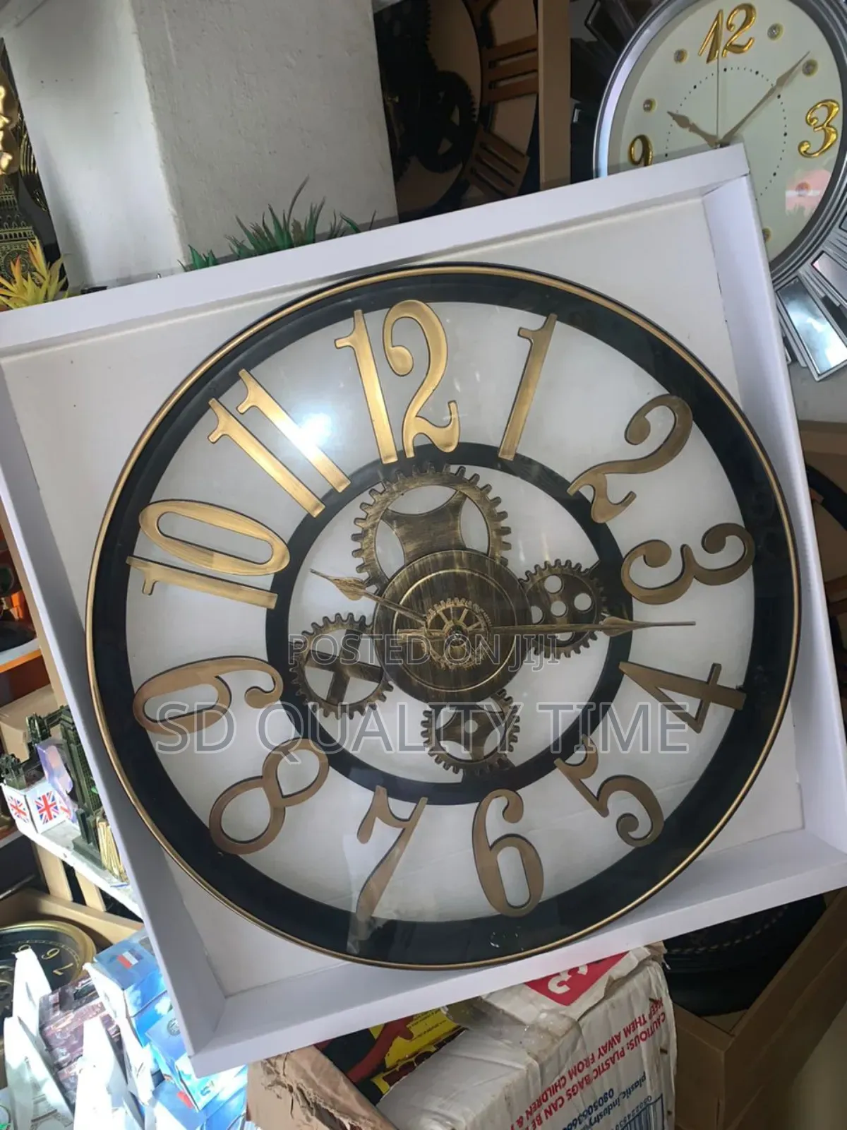 Home Decorative Wall Clock (Bold Numbers)