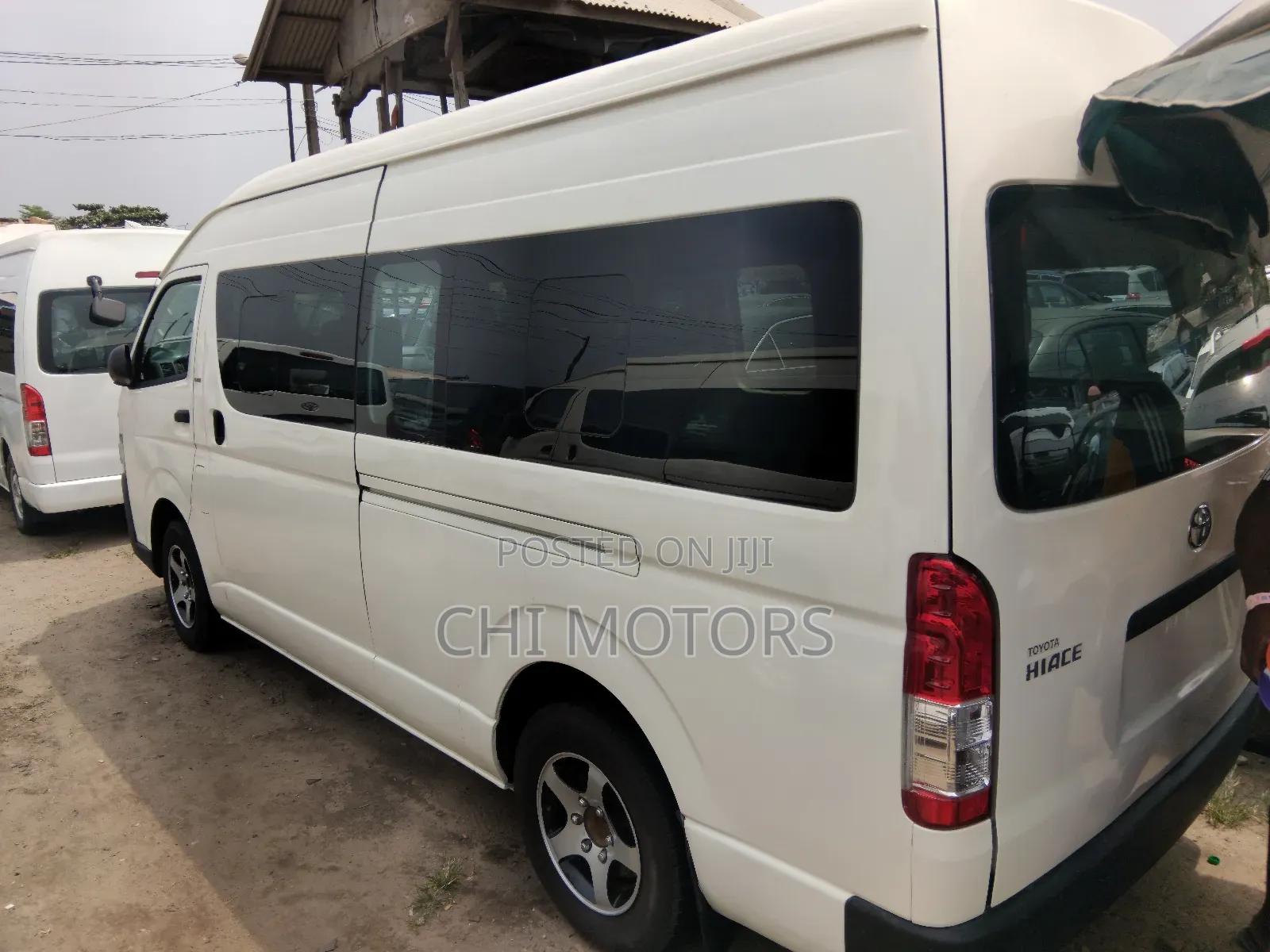 Toyota HiAce 2018 White