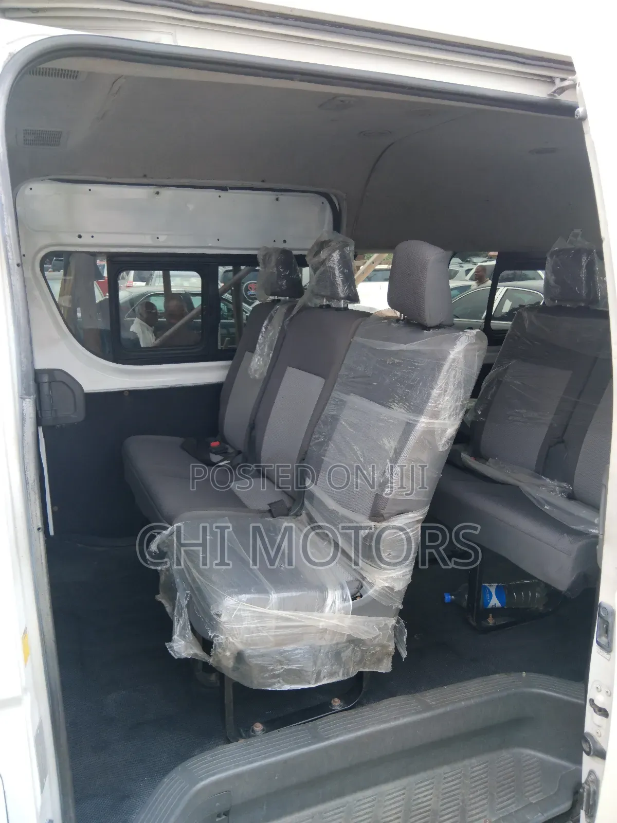 Toyota HiAce 2018 White