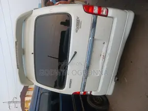 Suzuki Every 2006 White