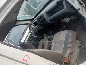 Suzuki Every 2006 White