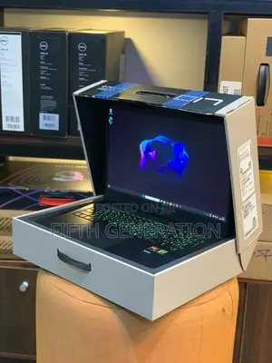 Laptop HP Omen 17 32GB AMD Ryzen 9 SSD 1T