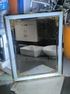 Led Crest Gold Mirror