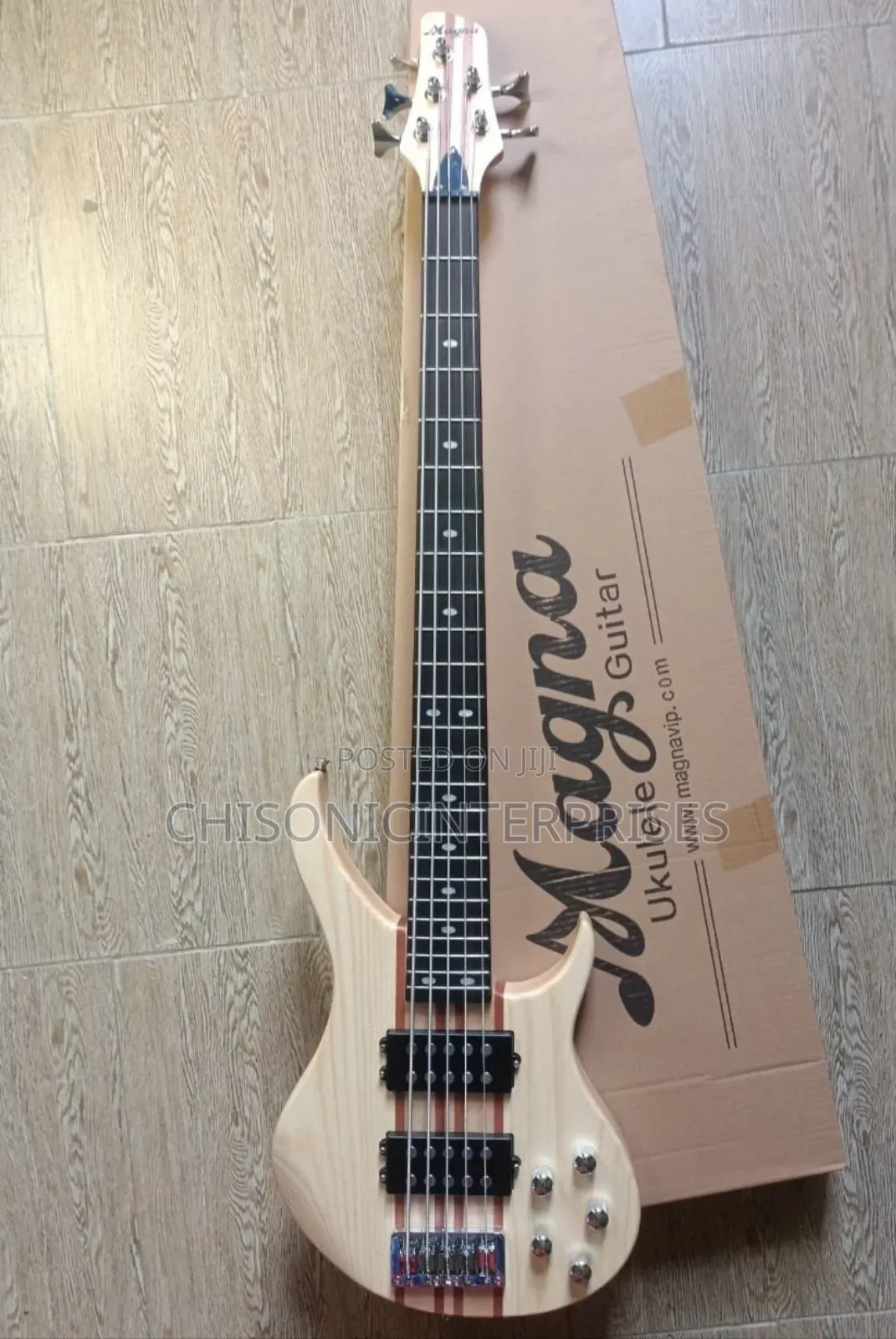 Magna Active Bass Guitar 5 Strings