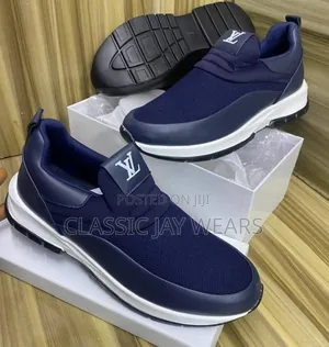 Top Quality Luxury LOUIS VUITTON Sneakers