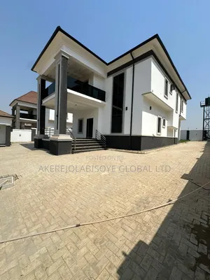 5bdrm Duplex in In An Estate Idu for sale