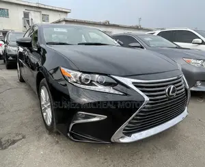 Lexus ES 2015 Black