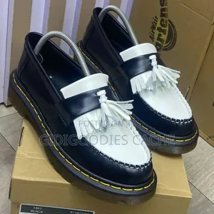 Photo - Dr Martens 2 Tones Tassel Shoes