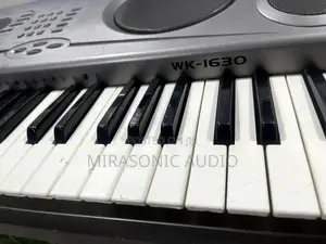 Casio WK1630 6 Octaves Keyboard 76 Keys