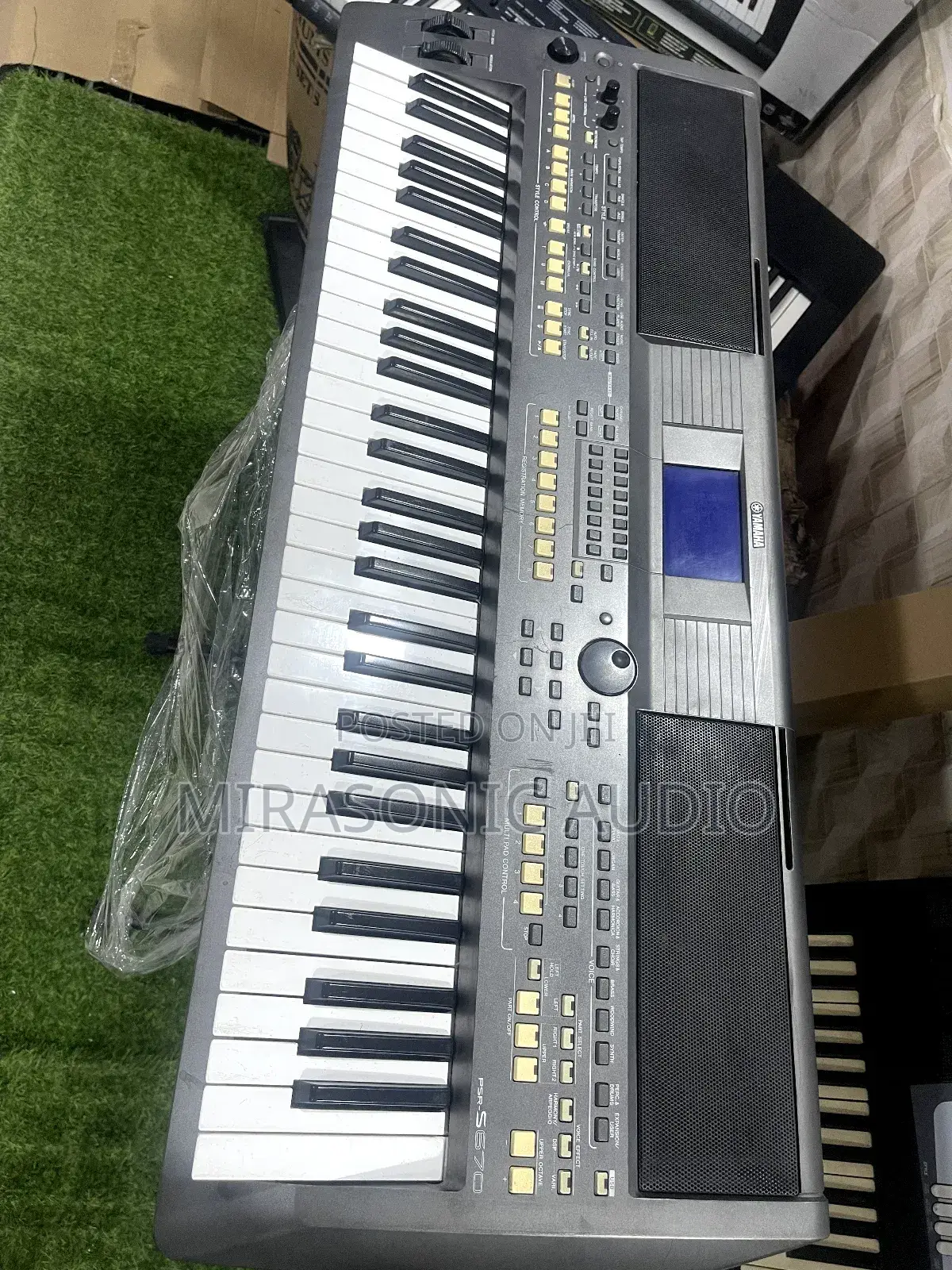 Yamaha S670 Very Clean Keyboard