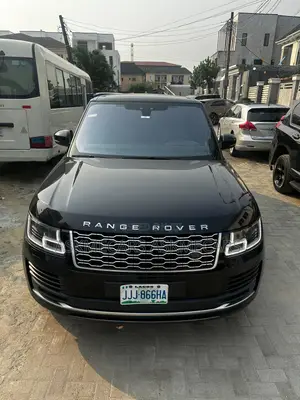 Land Rover Range Rover Vogue 2018 Black