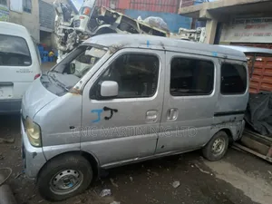 Suzuki APV Minibus 2005 Silver