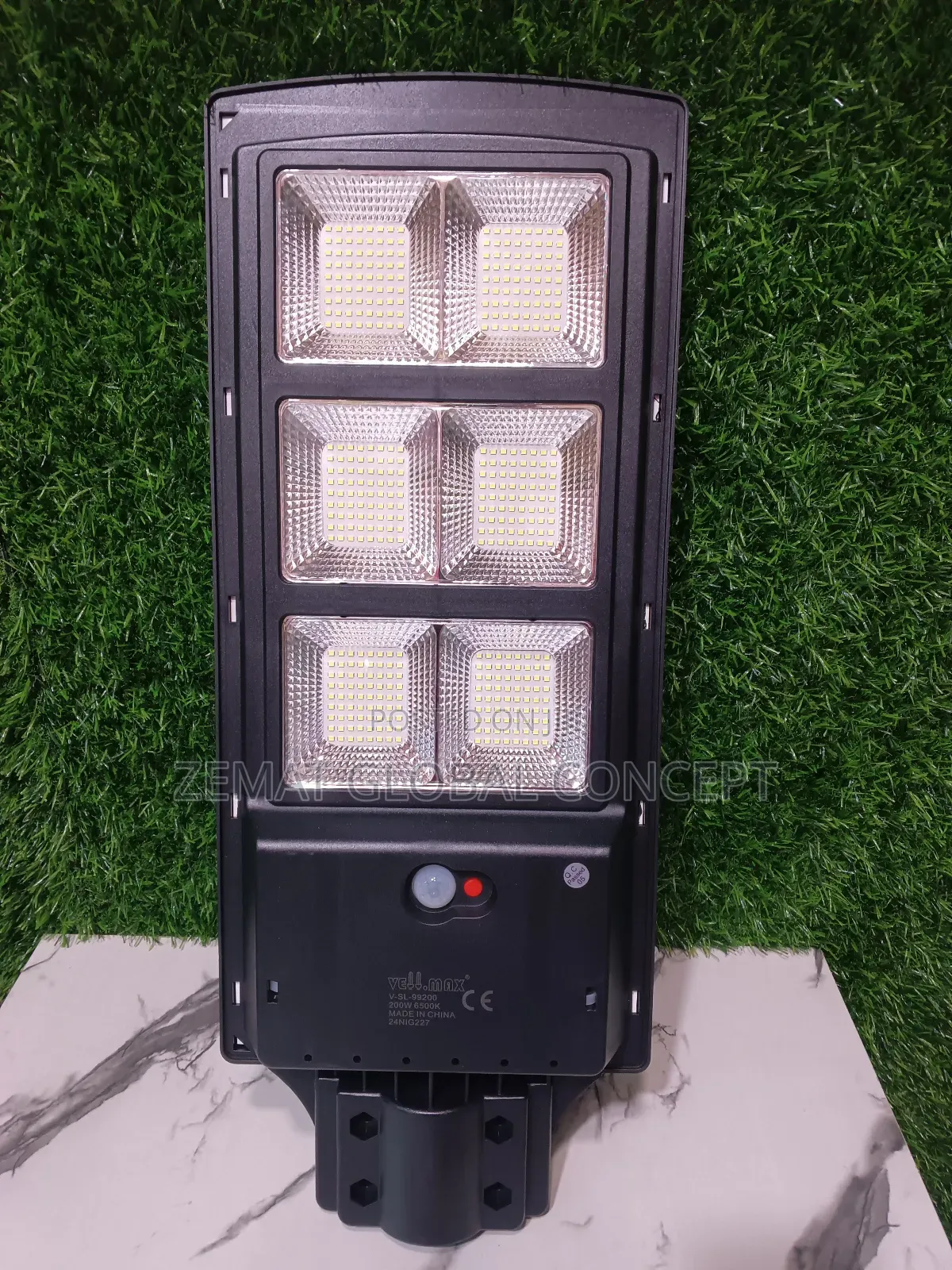 200watts All in One Solar Light