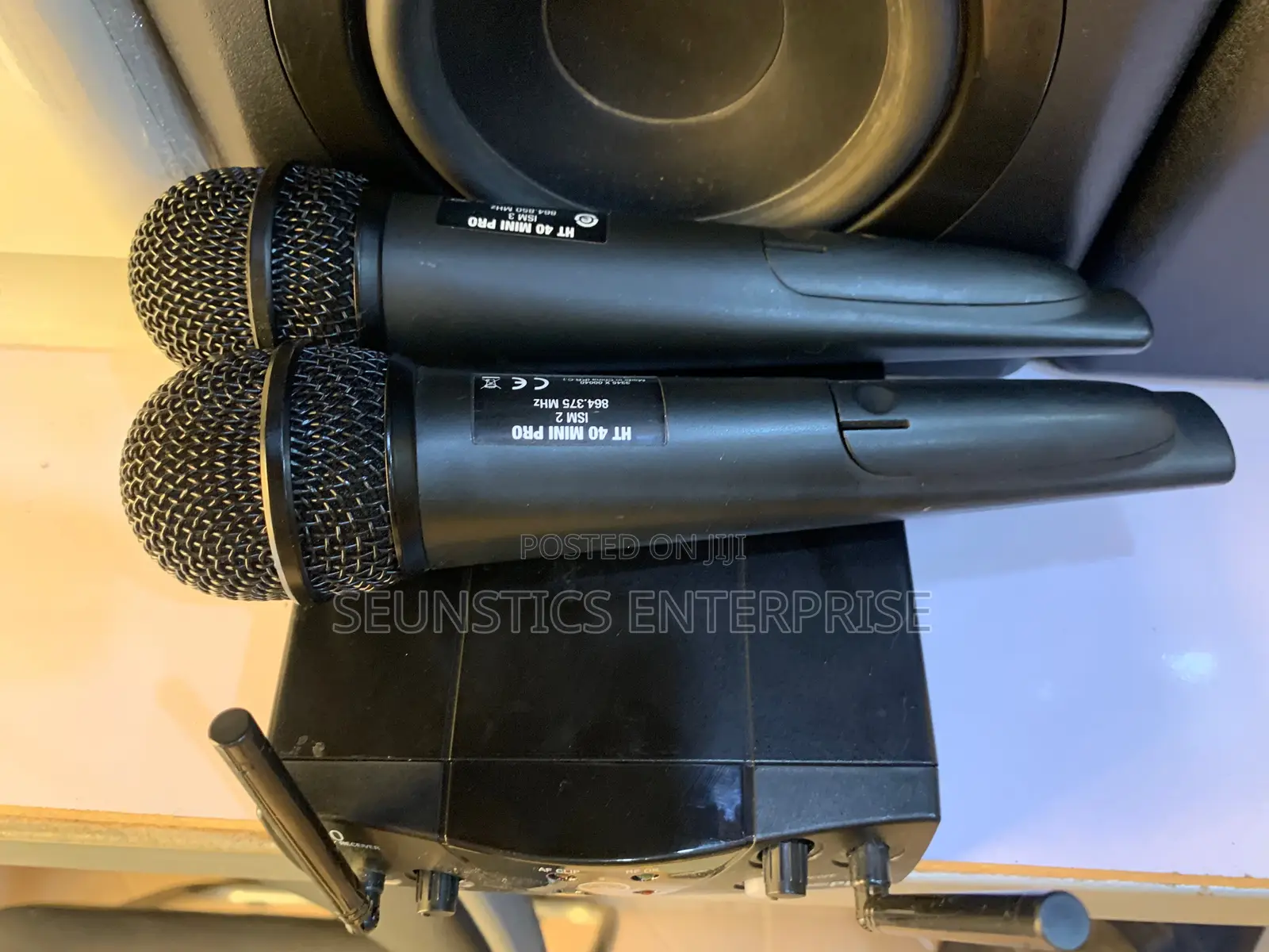 Quality AKG SR40 Mini Pro2 Wireless Microphones