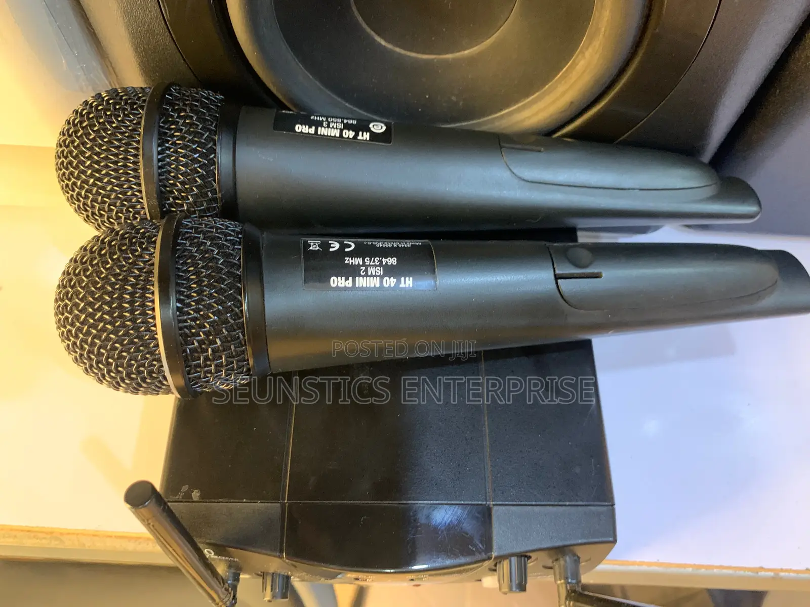 Quality AKG SR40 Mini Pro2 Wireless Microphones