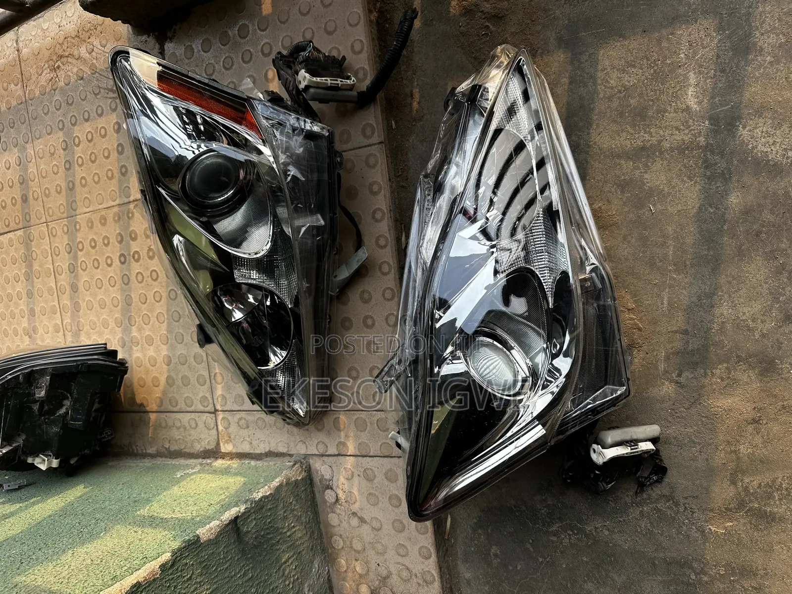 Headlight Lexus Is250 2006-2010